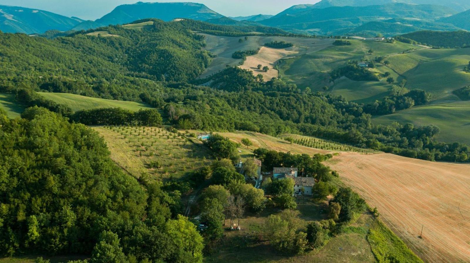 Agriturismo Il Fienile Di Ca Battista カーリ エクステリア 写真