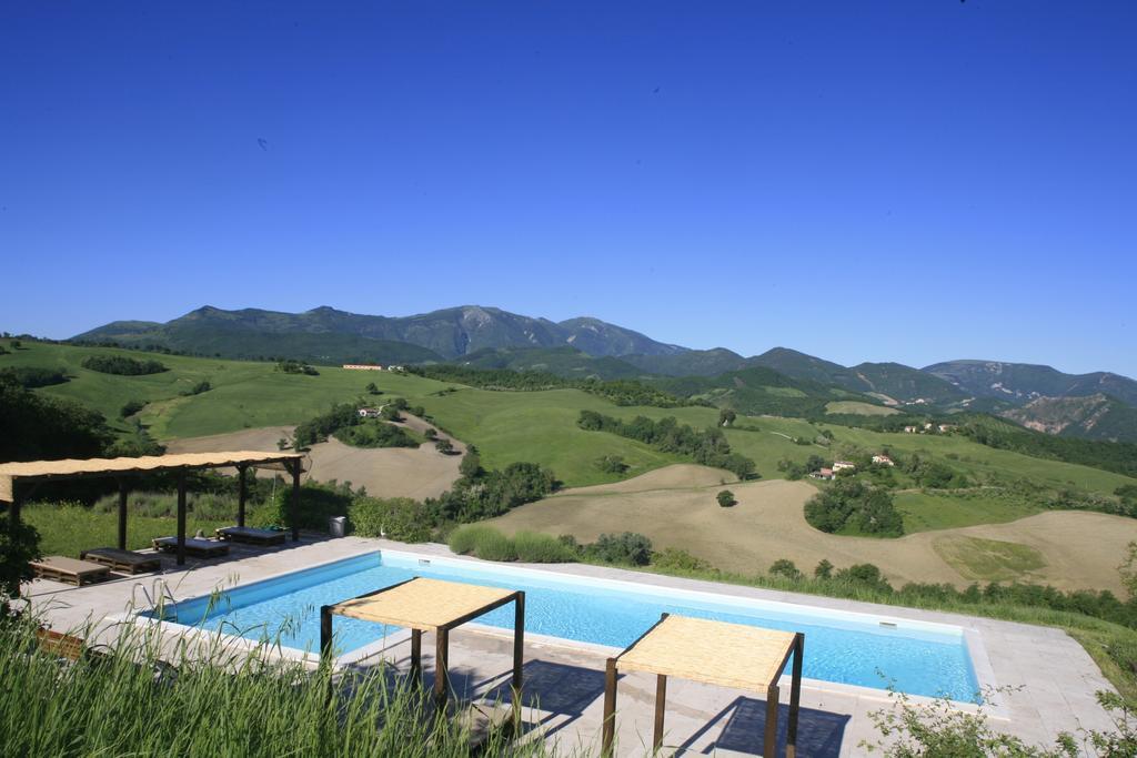 Agriturismo Il Fienile Di Ca Battista カーリ エクステリア 写真