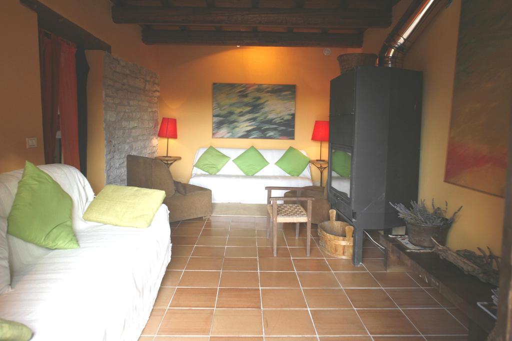 Agriturismo Il Fienile Di Ca Battista カーリ エクステリア 写真